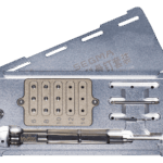 Caja de 15 tornillos osteosíntesis (1 destornillador manual, 1 fresa perforadora, 1 aplicador CA)